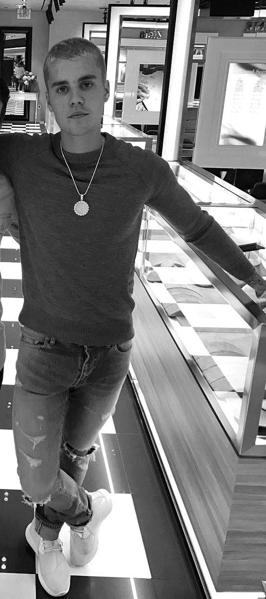 ㅤㅤㅤ (@justinshq) on Twitter photo 