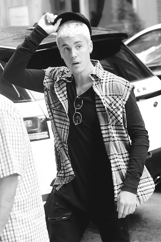 ㅤㅤㅤ (@justinshq) on Twitter photo 