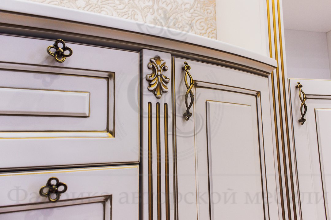 Патина делает мебель благородной и роскошной
#мебельgs#мебельназаказмосква#авторскаямебельспб#авторскаямебельмосква#мебельназаказспб