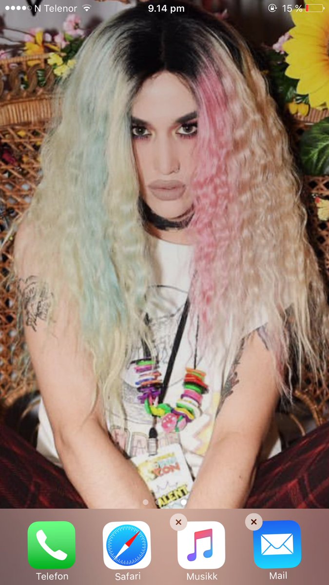 lwtdelicacy's tweet image. I can't help it. You're the reason why I smile everyday. Love you more than push up bras xx @AdoreDelano