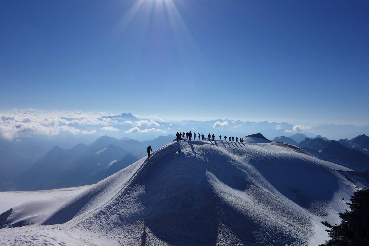 Tour der Woche: Tolle 5-Gipfel #hochtour in #osttirol - Venedigerkrone mit #großvenediger von Matrei oder Prägraten bit.ly/2qhAnPz