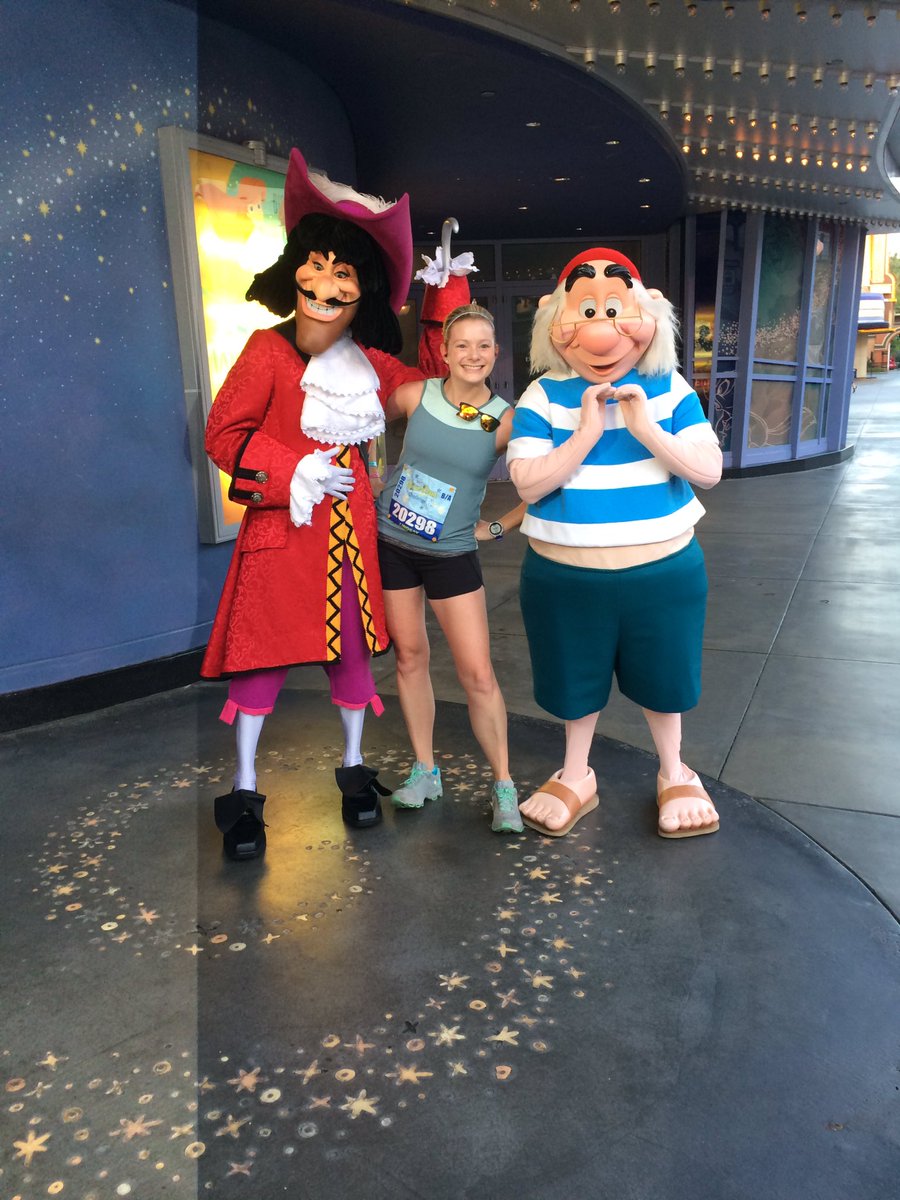 RunningLindsay's tweet photo. We came, we flew, we collected a bunch of medals! Great end to the #rundisney #tinkhalf weekend! #running #PixieDustChallenge https://t.co/s5cy7pe5HZ