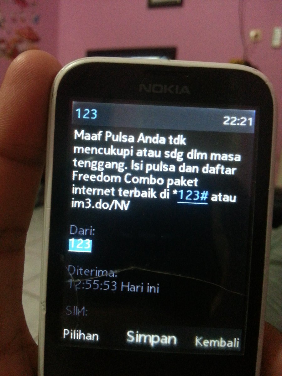 eZaNafeeZa's tweet photo. @IndosatCare bs tolong dibntu ini mslah nya ap saat mau beli paket nelpon kesemua operator. pulsa baru saja diisi. https://t.co/BxCylyy0mN
