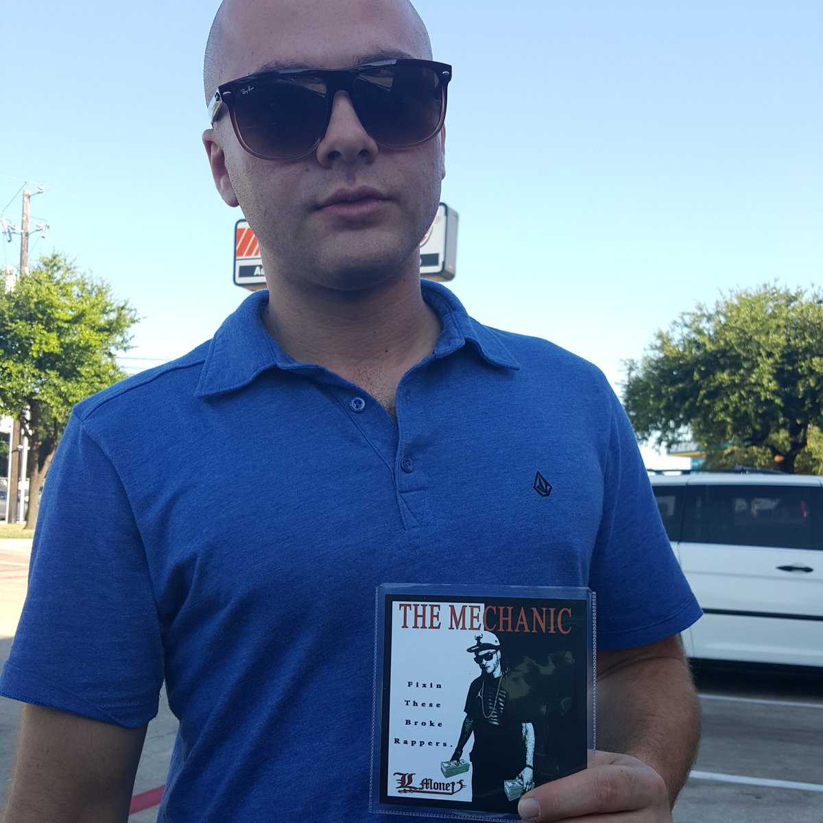 LMoney2012's tweet image. I HAVE FANS WHO STAND BEHIND THE MECHANIC 
NUMBERS DON'T LIE
#HIDDENLEGEND