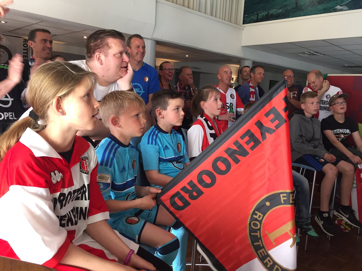 Kampioenen! <a href="/Feyenoord/">Feyenoord Rotterdam</a>