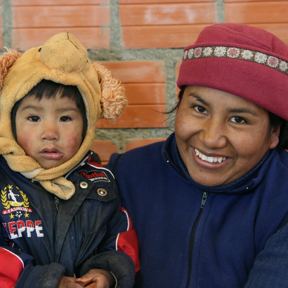 To hardworking mothers across the world, Happy #MothersDay from the women coffee farmers of Café Femenino. cafefemenino.com