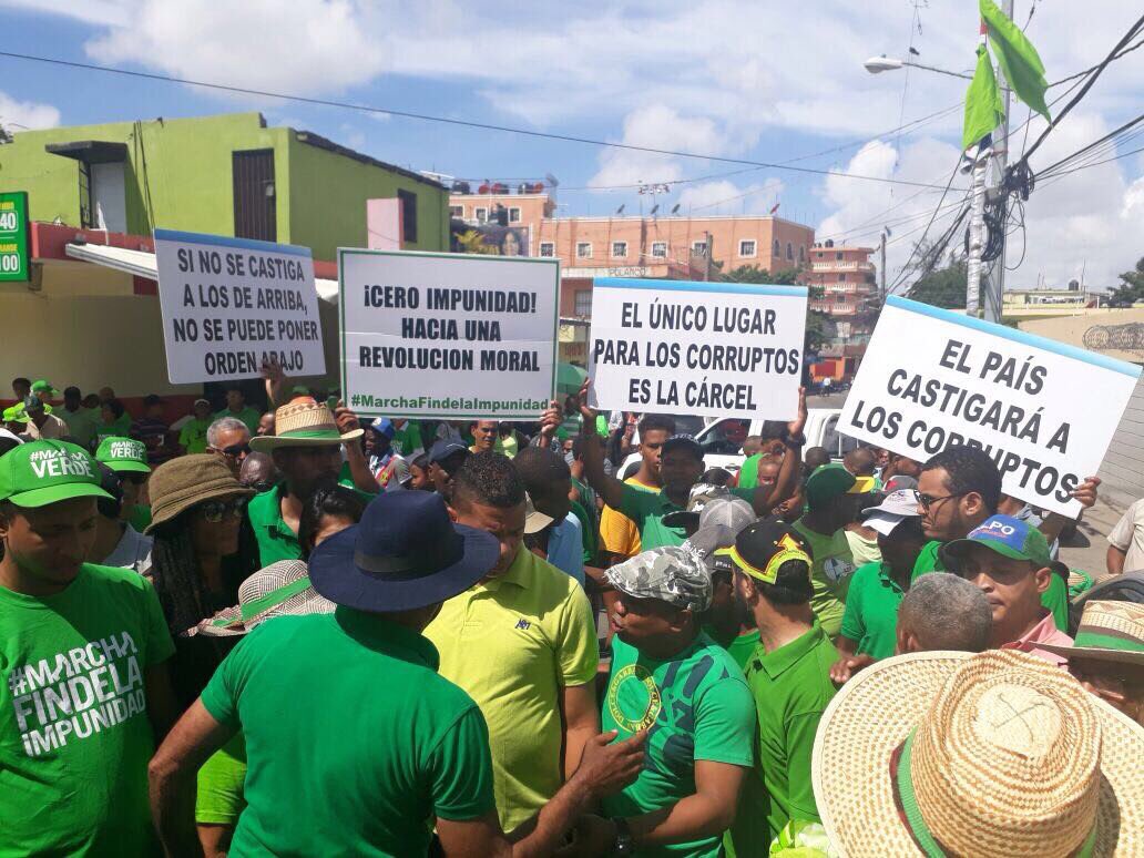 CGilBatlle's tweet photo. #CapotilloVerde por el #FinDeLaImpunidad https://t.co/ECsKJZjnlO