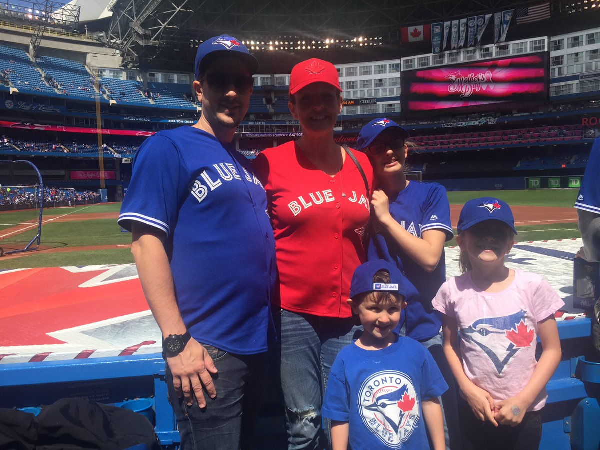 Spending Mother's Day with my loves. #Toronto#LetsRise#MothersDay#Bluejays