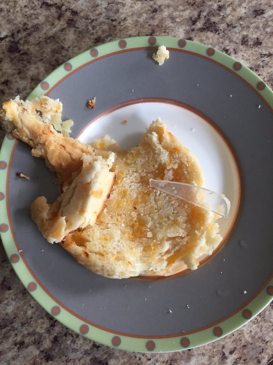 tye_beau's tweet photo. . @CountryGrocer I bit into my scone this am to find a big piece of plastic? Not cool. #nanaimo https://t.co/MsbDHN5yCJ