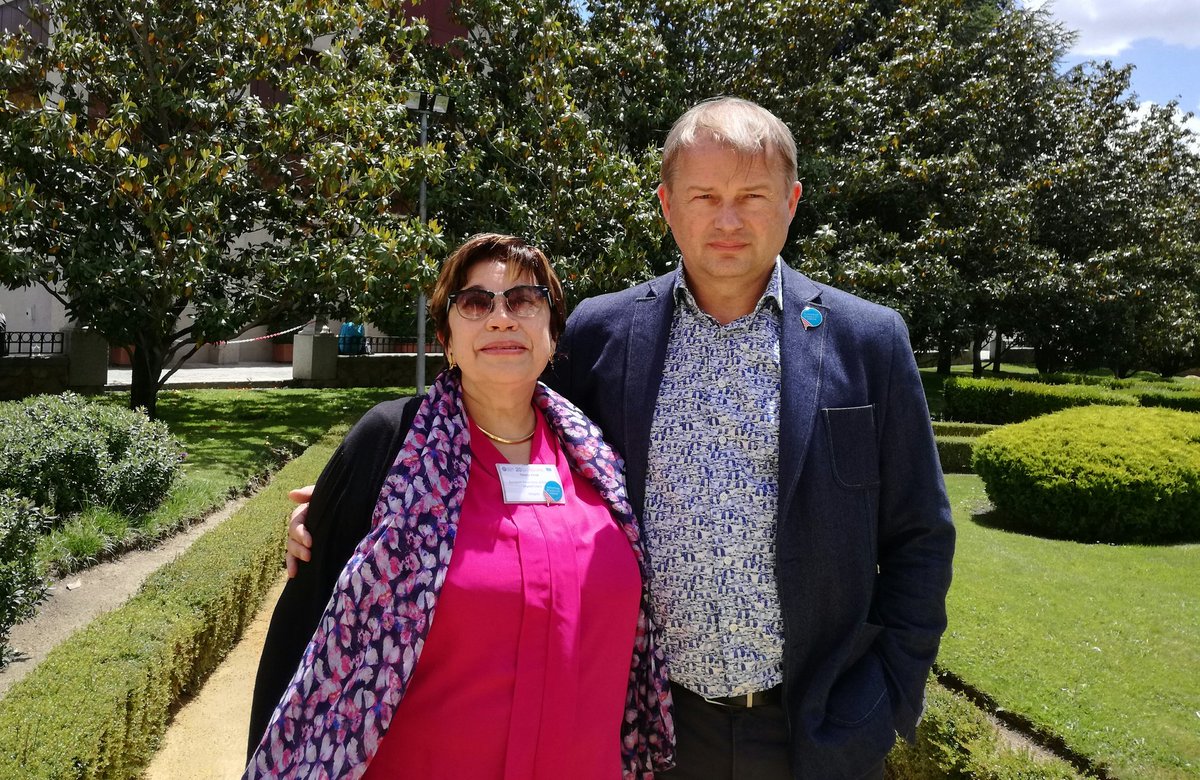 Amat_Teresa's tweet photo. Debates-contactos en el jardín #edfaga17
#accesibilidadalacomunicación #textontop
Colaboración @eurociu @efhoh
Las a.s.b.l. de Luxemburgo https://t.co/XqSJgM3rc0