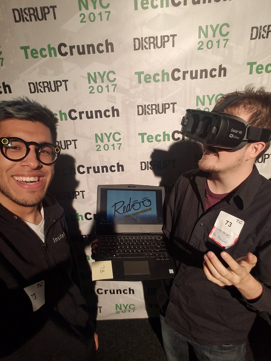 sayangel's tweet image. .@Spectacles replays in #VR? Stay tuned... #HackDisrupt