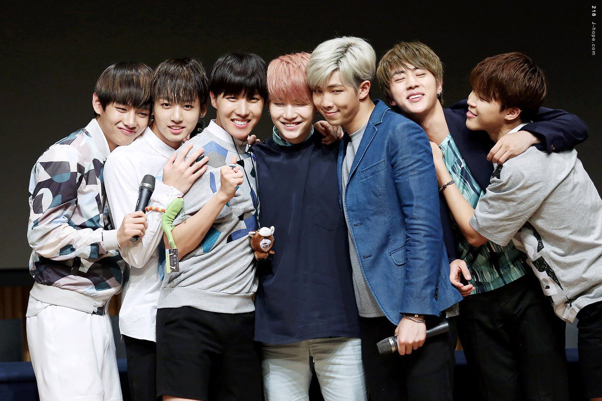 Бойз-бэнд bts. Группа бтс 2020. Bts 2021. Группа группа бтс. Корейцы группа бтс.