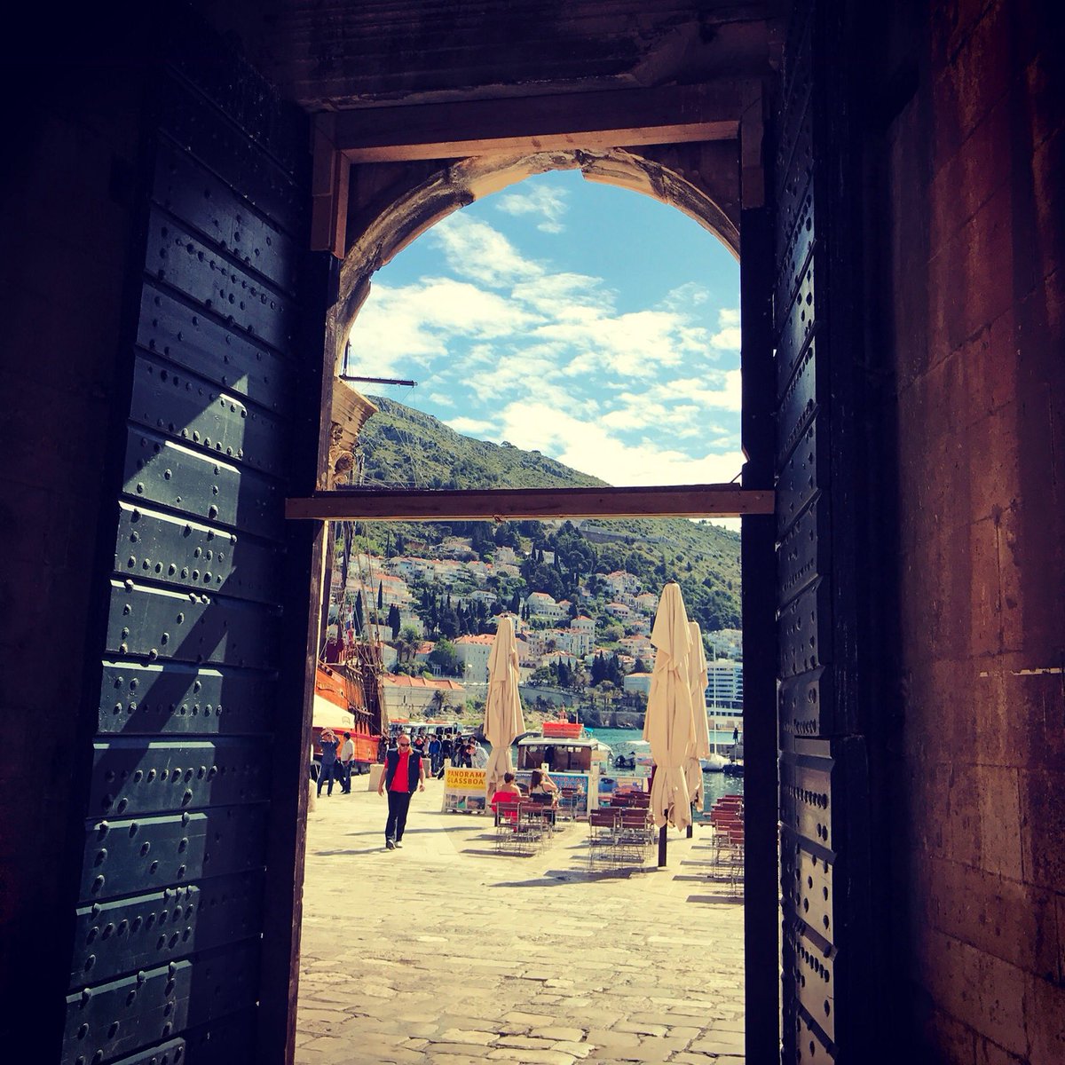 wander_with's tweet photo. #explore the harbour in #Dubrovnik #croatia #travel #wanderlust #gameofthrones https://t.co/fkv7xXcZ9z
