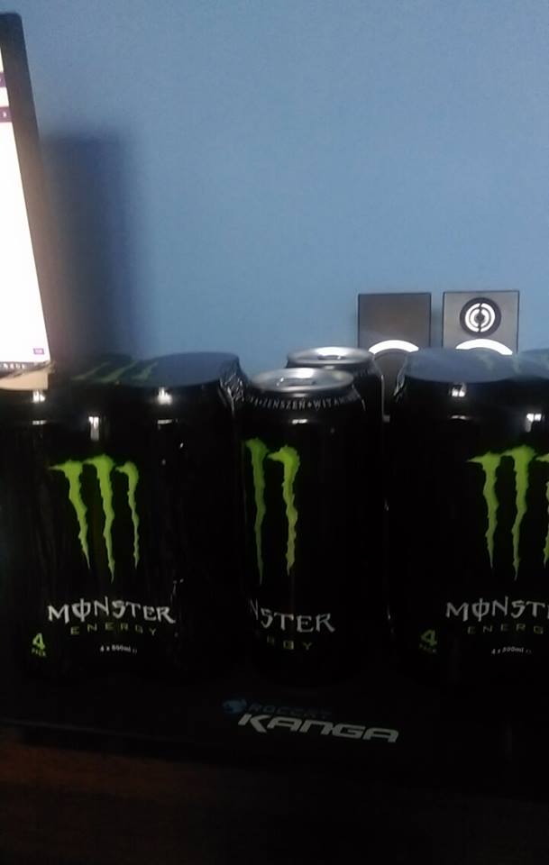 Haiaczi's tweet photo. @MonsterGaming Long session incoming ! ;) https://t.co/FUpRpYmmS4