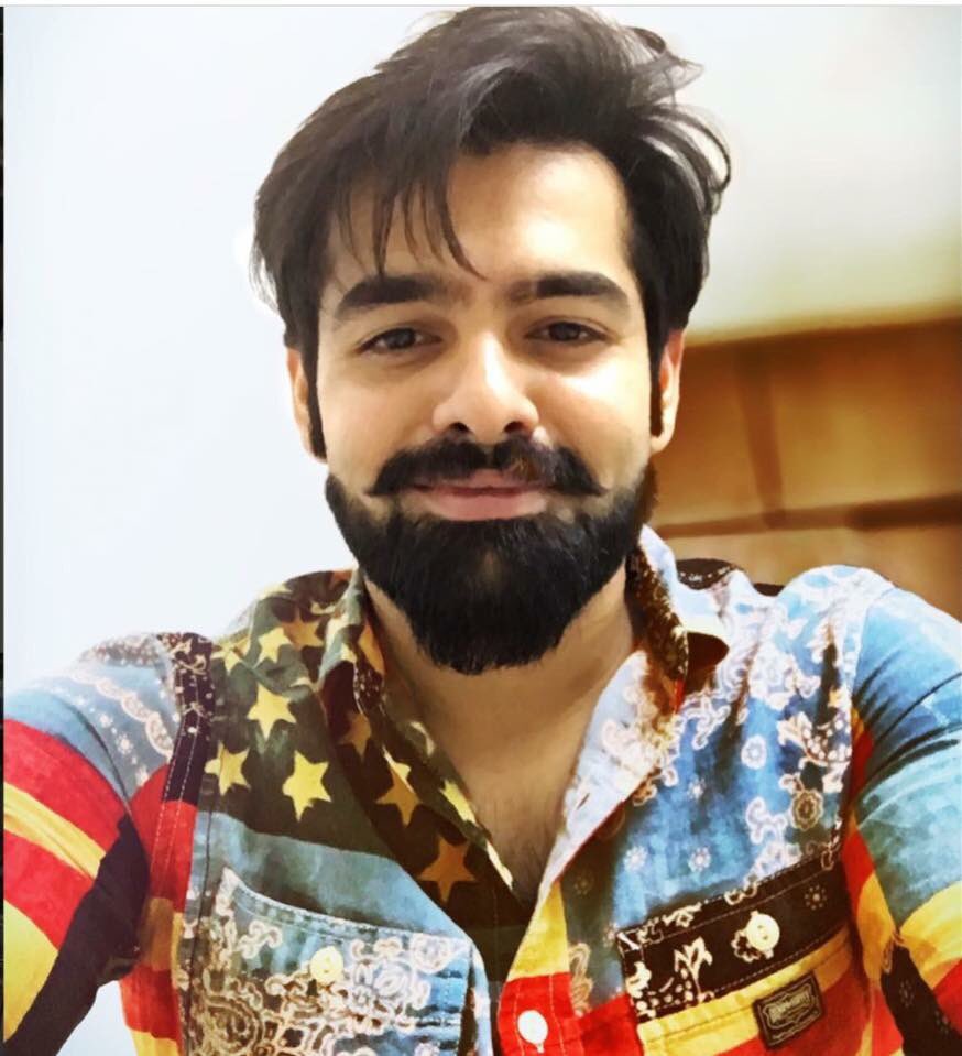 sri_RAMaddict's tweet photo. New Luk❤❤
HappyBirthdayRamPothineni https://t.co/hOTrdhwi60