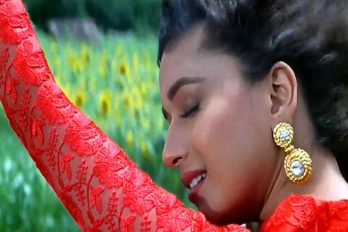  Happy Birthday Madhuri Dixit 