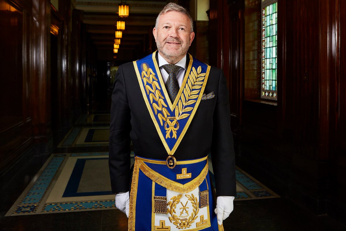 What a great weekend of #football! ⚽ David Lallana, dad of <a href="/LFC/">Liverpool FC</a> &amp; <a href="/England/">England</a> star <a href="/officialAL20/">Adam Lallana</a> features on #InsideTheFreemasons tomorrow! 📺🎥