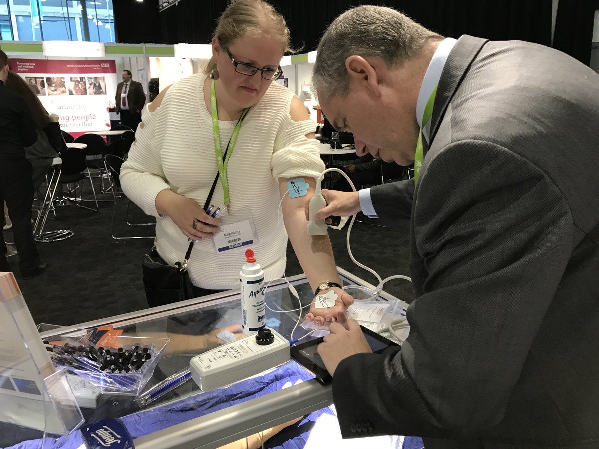 veinplicity's tweet photo. Nurses visiting booth E36 at #RCN17 saw their veins enlarge and engorge after live #veinplicity device demos. Join us in #MakingDVAHistory! https://t.co/AlRGQZPLFu