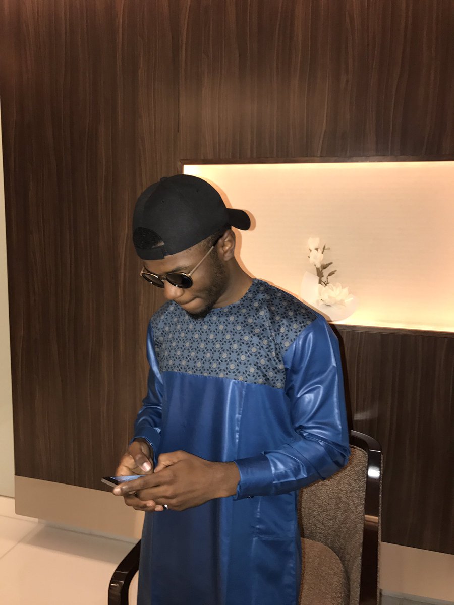 azbir_clothing's tweet image. Introducing 'BRIO' the New #AzbirKaftan ✂️ 
—•—
#ShoulderButton #LongSleeve For Enquiries DM US 📩/Whatsapp 08140975712 #2017 #NewCollections