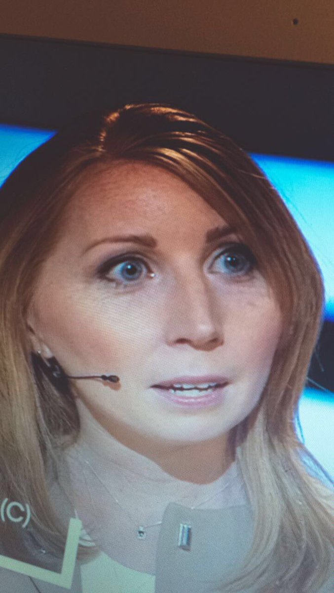 Det du talar om är viktigt, men jag kan inte låta bli att skratta åt denna bild ;) #pldebatt