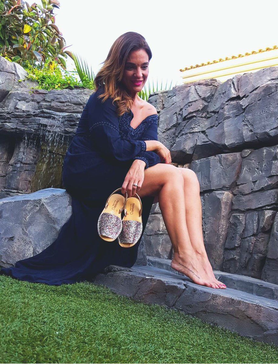 RaquelBollo's tweet photo. Ya me ha llegado otro modelo de  @menorquisima  #Mencanta las estreno ahora mismo!!  #ganasdeverano  #hechoenespaña   #womanfashion https://t.co/V6Wjfm4RuW