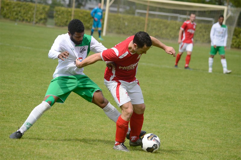De wedstrijd tussen <a href="/SctZand/">SctZand</a> en <a href="/vvBaronie_nl/">v.v. Baronie</a> eindigde in 4-1, voor ’t Zand komt er een vervolg(je)… 
breburgvoetbal.nl/2017/05/14/t-z…