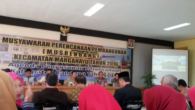 Musrenbang <a href="/Kec_Margahayu/">Kecamatan Margahayu</a> #salamsabilulungan <a href="/Kang_DN1/">Dadang M Naser</a> <a href="/humaskabbandung/">Humas Pemkab Bandung</a> <a href="/infokabbandung/">IG : infokabbandung</a>