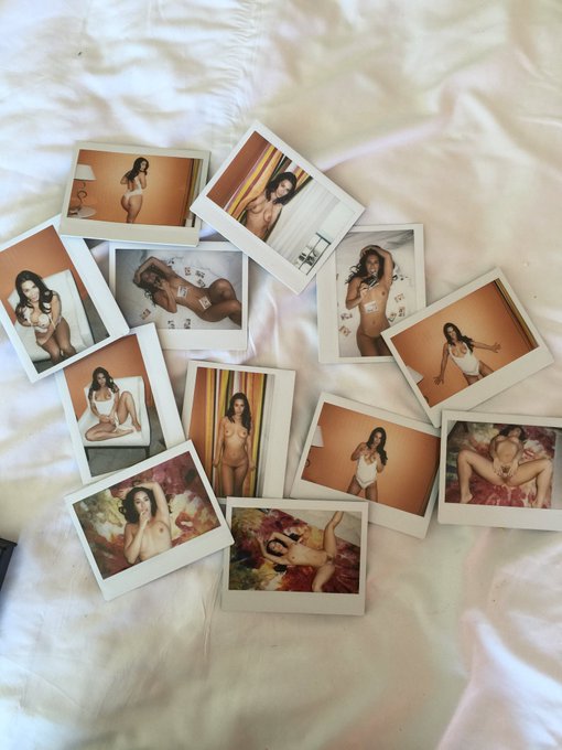 Today has me like 😻 #fallinlovia https://t.co/Dy8xLuUDWT<a href="/tag/fallinlovia"class="tags">#fallinlovia</a>