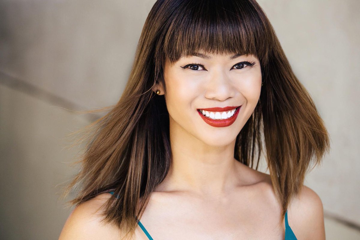 Meet @kiyralynn, a TV host + yoga lover who has a talent for conversation bt.me/1o4ZXDD