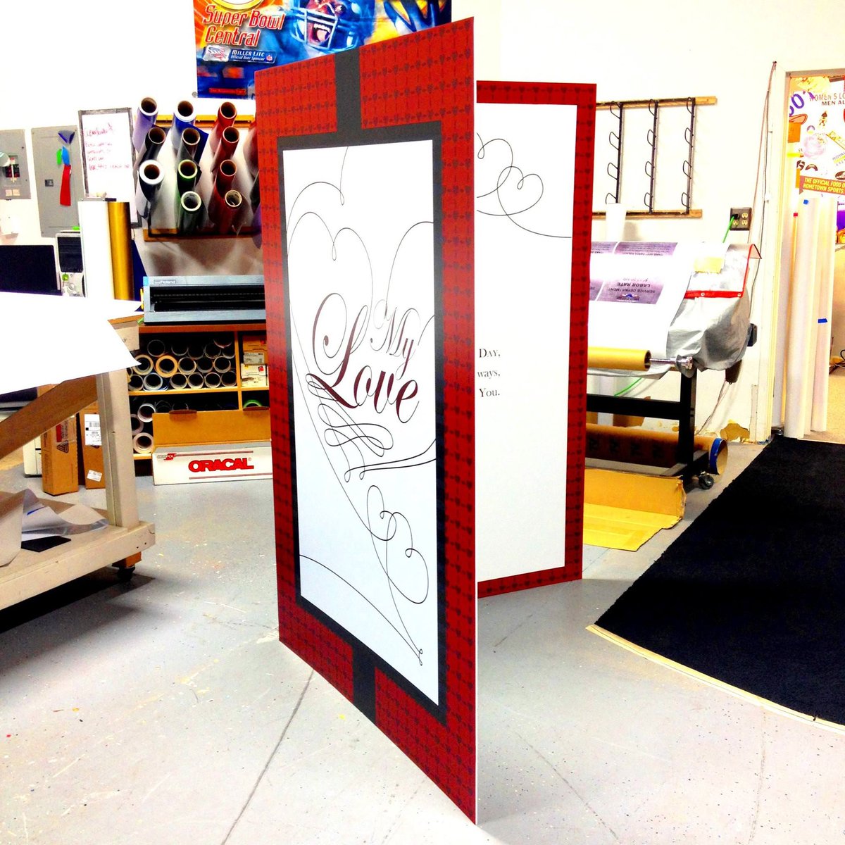 SSBWIMarketing's tweet photo. Want to say "I Love You" this #ValentinesDay in a very BIG (6ft.) way? https://t.co/cJ8pd7B2mf #OversizedCard #Signs https://t.co/lMW4XukzAI