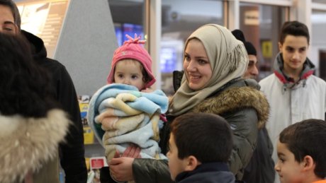 CBCNS's tweet image. Volunteers move into 'high gear' as Sydney prepares for up to 100 refugees bit.ly/1TVCqkr
