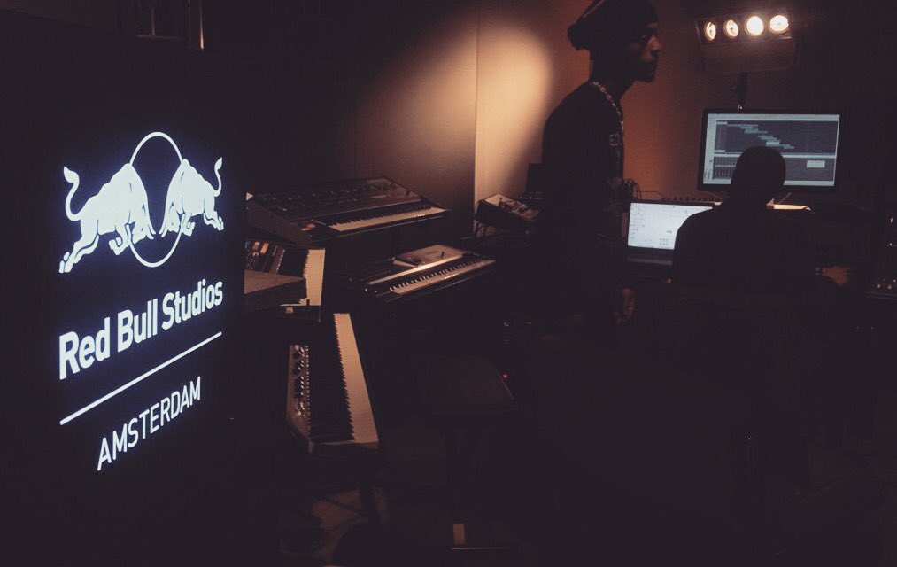 Nierodha's tweet image. ❤️🎤 nothing but kool vibes 😄 Heel erg bedankt #dutchrap 🔥 @JadeAvia @Antonkarel @HAYZEEwave, @Adjedonnie @LeeroyZL