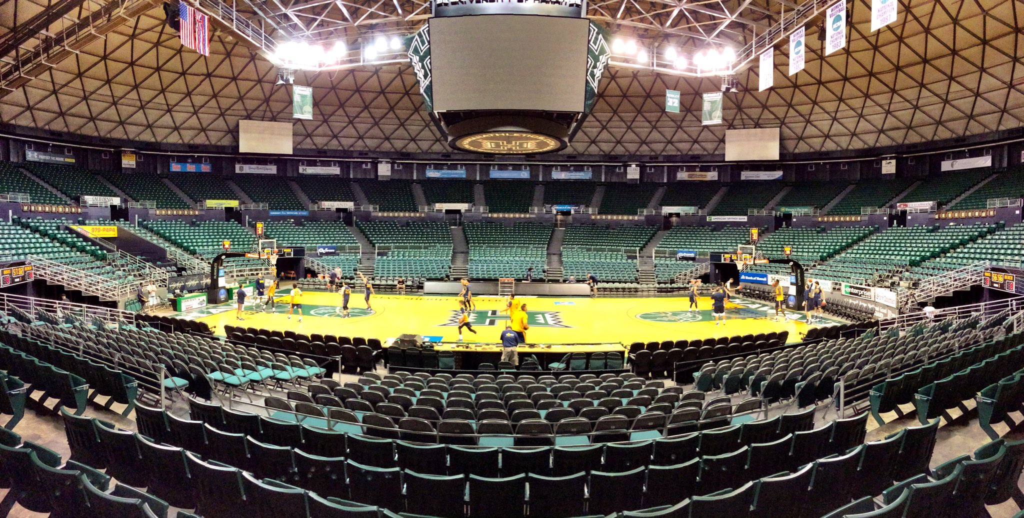 UCI M Basketball on Twitter "First place is on the line tonight. Let's