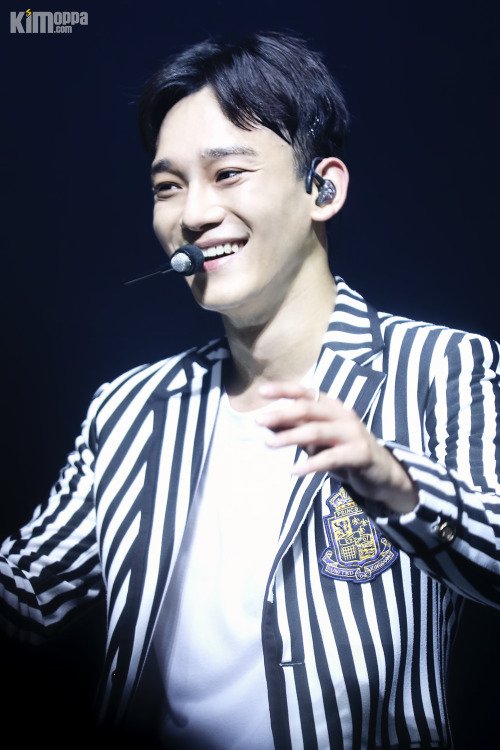 WearEXO_L's tweet photo. [HQ] 160210 #EXOluXionInDallas - Chen 
cr:  김오빠 https://t.co/KBGqkLI2oZ