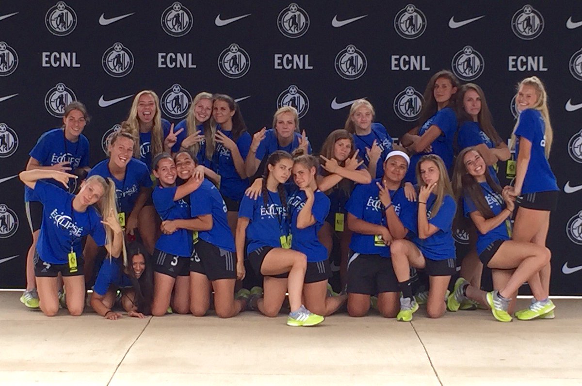 kmbosco's tweet image. This is just part of the @eclipseselect crew that's here in PHX!  Good luck to EVERYONE! #PDT2016 #anotherlast