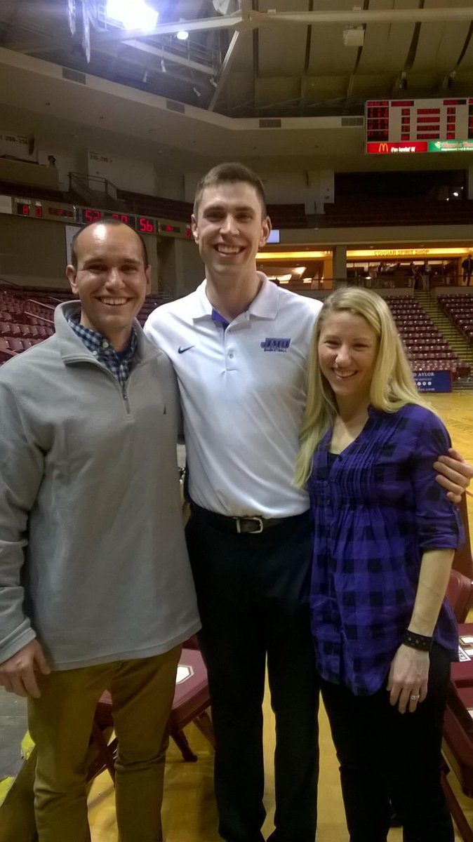 Joe_Kuyk's tweet photo. .@MngrsOnAMission reunions r the best reunions! Great to catch up w/ @cking1224 & Morgann. #Good4TheSoul #SnakeCheck https://t.co/1OCKGQrumk