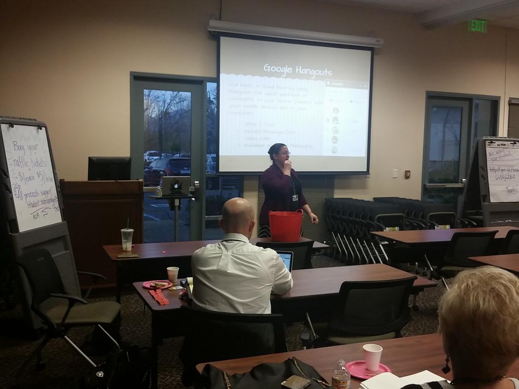 SolanoACSA's tweet image. Dr Melissa Farrar teaching Tools for Admin at #ReadySetTech for Solano ACSA!
