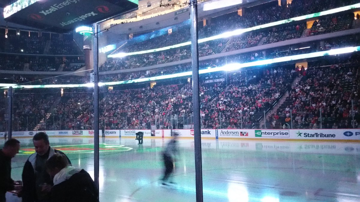 BradyJohnson21's tweet photo. @bradyskoglund @toms345 @sshikowsky @GopherFootball @mnwild I'M HERE!! https://t.co/DhbvOZOLEg