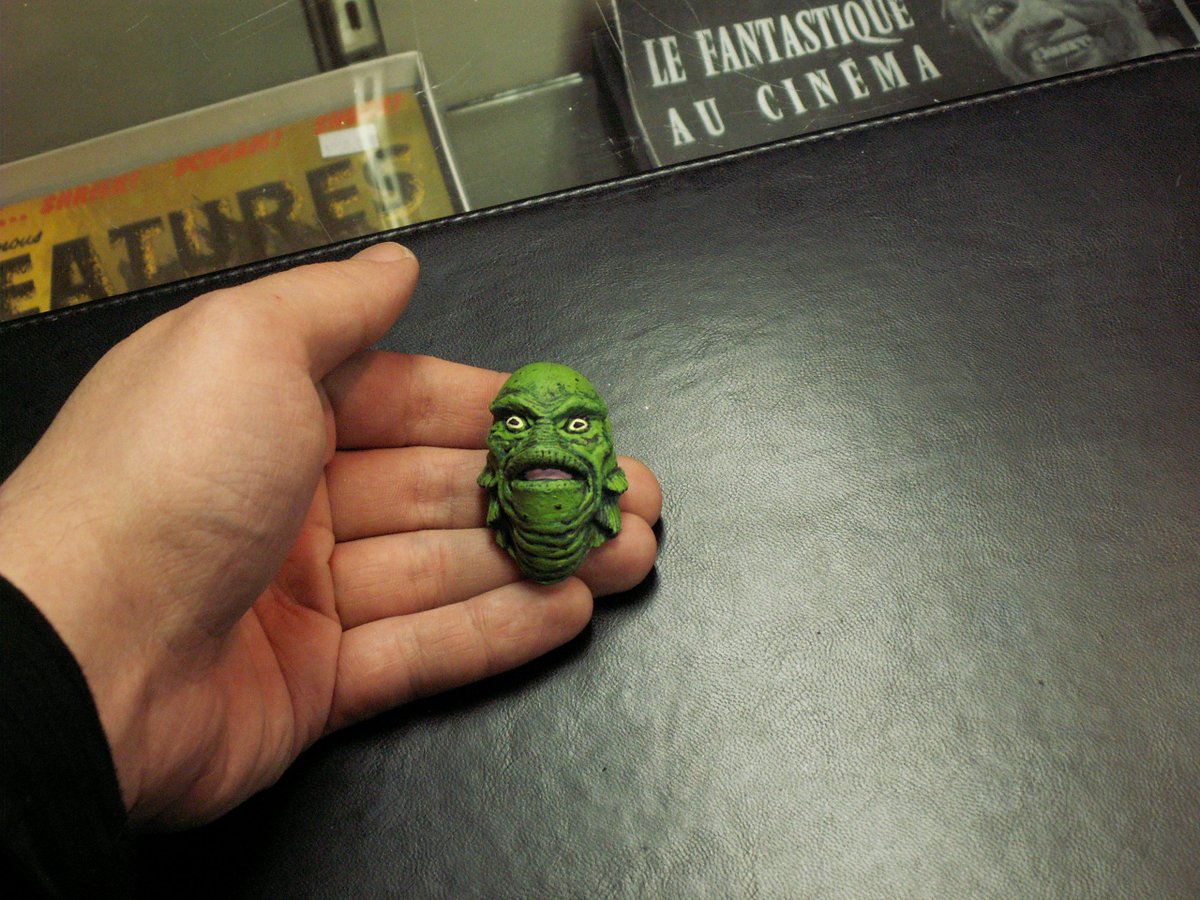 MatthewWilberg's tweet photo. Creature magnet. Acrylic paint on resin. #CreatureFromTheBlackLagoon #UniversalMonsters #Horror https://t.co/CAI9mxZio4
