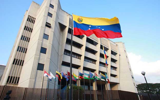 laverdadweb's tweet photo. TSJ avala constitucionalidad del decreto de emergencia https://t.co/f5zCYa2pr8 https://t.co/xCpHmVGEsd