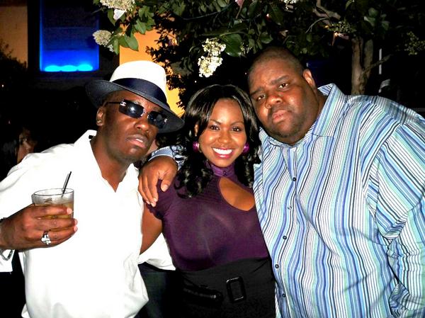 At Urban X in 2009. How could you not love this guy, Big Ron  #Rip friend @teazeworld https://t.co/A<a href="/tag/rip"class="tags"><span>#rip</span></a>