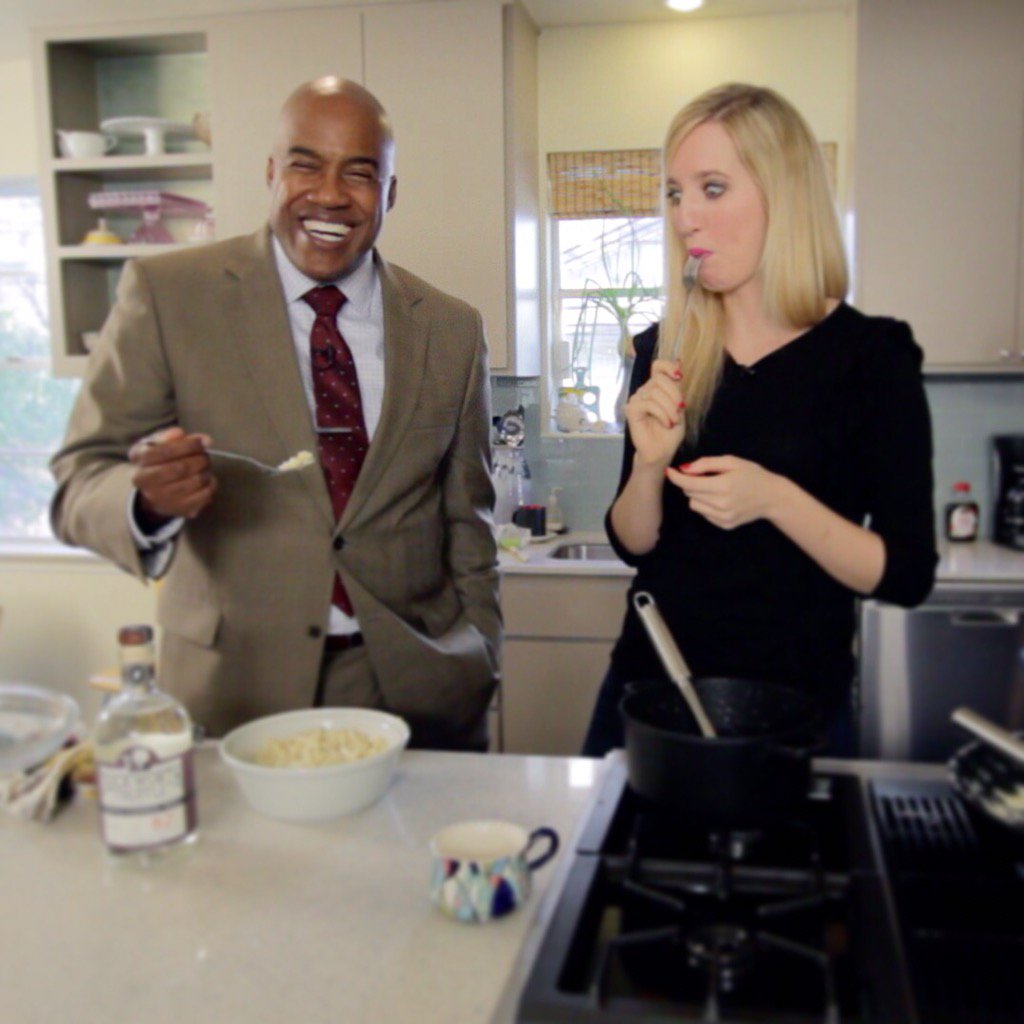 spiritedcooking's tweet photo. Making #dirty #pasta w/ @MiztaNice on @EyeOpenerTV tomorrow! #ValentinesDay #Valentine #HappyValentinesDay https://t.co/uhcaipI8UR