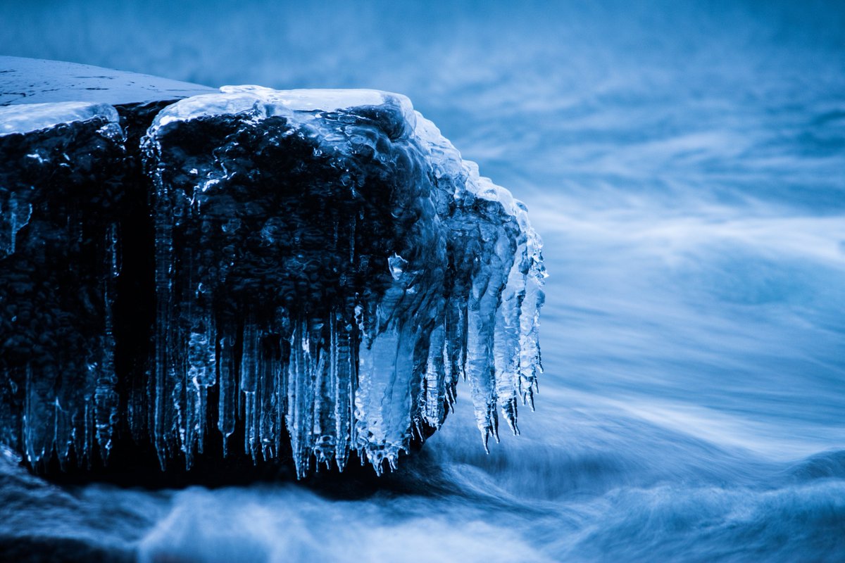 Beebewitz's tweet image. frigid water swirls . . .
A rocky shoreline drips 
into icicles
fineartamerica.com/featured/icicl…
