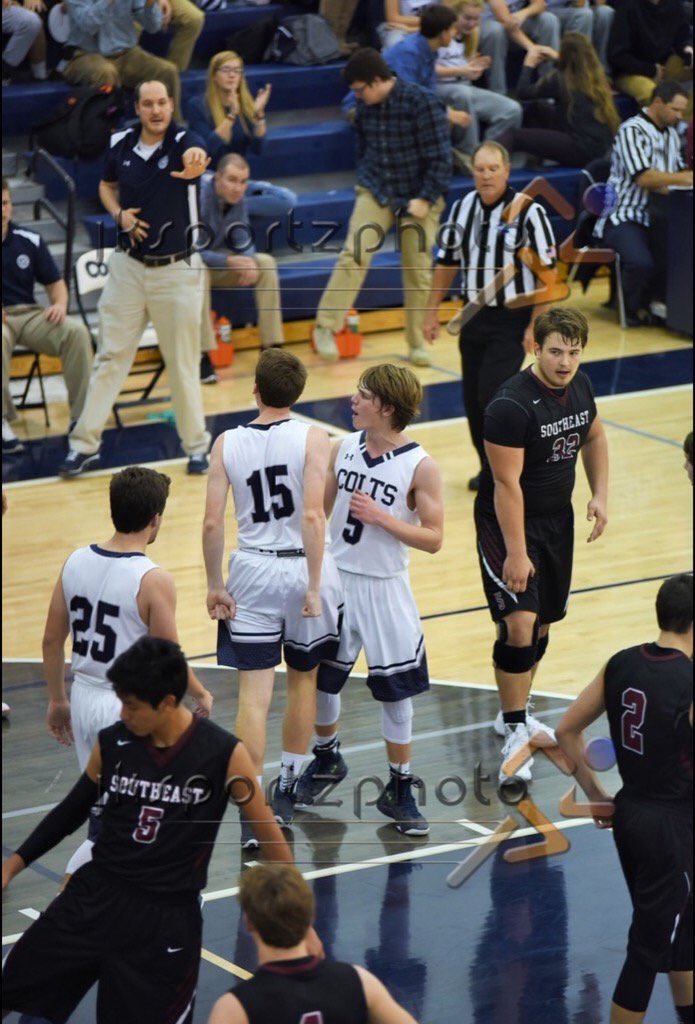 luckykillah15's tweet image. Semifinals vs. North Murray @ Ringgold tomorrow night! 5:30 be there! 🏀🔋🏀#dLoading...