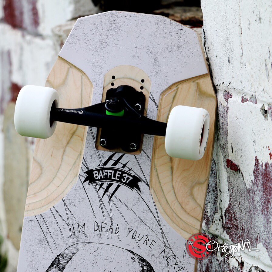 oslongboarding's tweet photo. Those flares. The https://t.co/1EQYlL5Em2 Baffle 37 #getbaffled https://t.co/0A3IQz1Ean