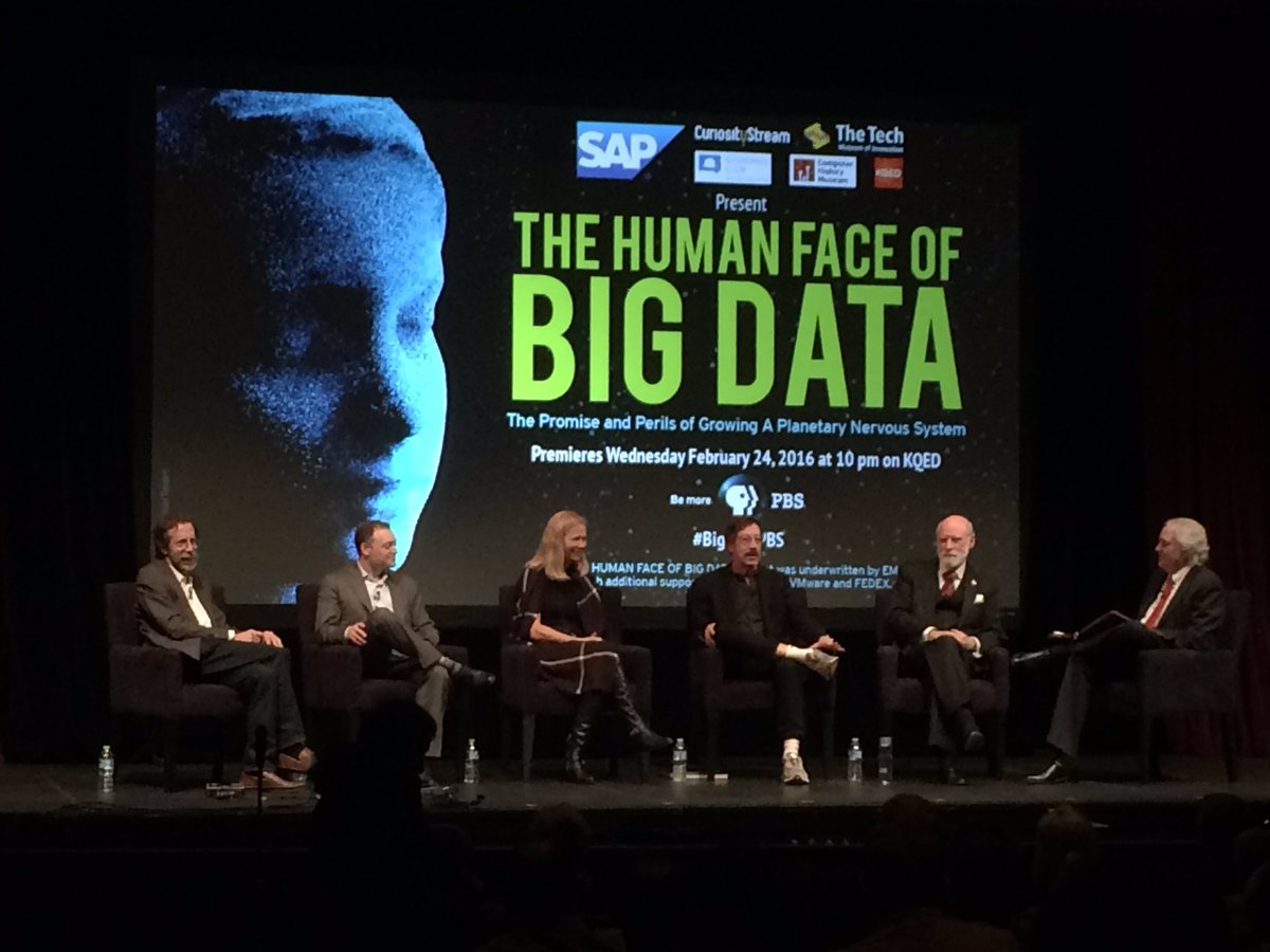 RaviMikkelsen's tweet photo. Amazing panel after a great film "The Human Face of #BigData" #LindaAvey #RickSmolan #QuintonClark #MikeMalone https://t.co/lSH0QOlcL4