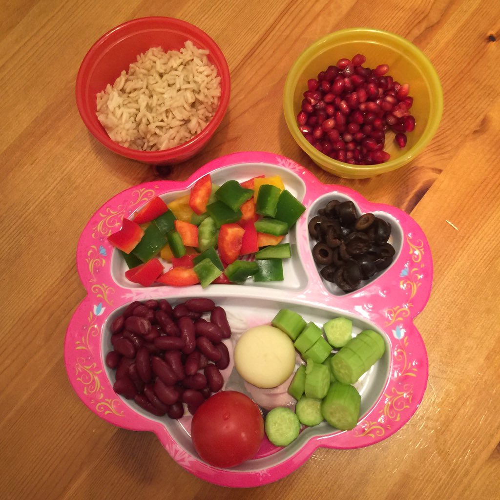 DrLLefkowitz's tweet photo. #palatetraining dinner featuring @UncleBens brown rice, @Babybel cheese for #meatlessmonday https://t.co/9Ic0xO9Lal