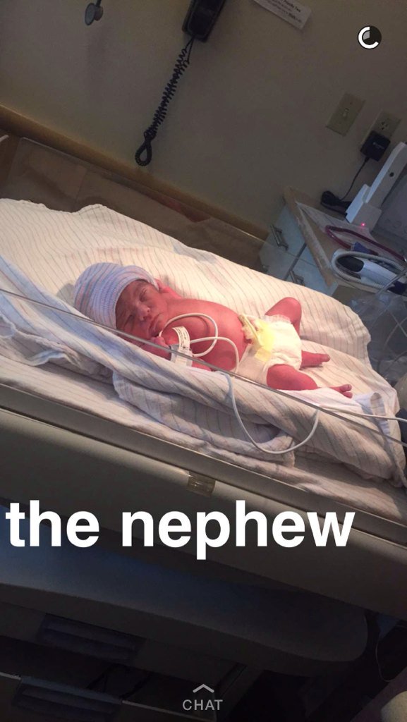 CorderoAlmonte's tweet photo. Cut the umbilical cord #Camdyn #UncleC #amazingfeeling https://t.co/118q1BPUMt