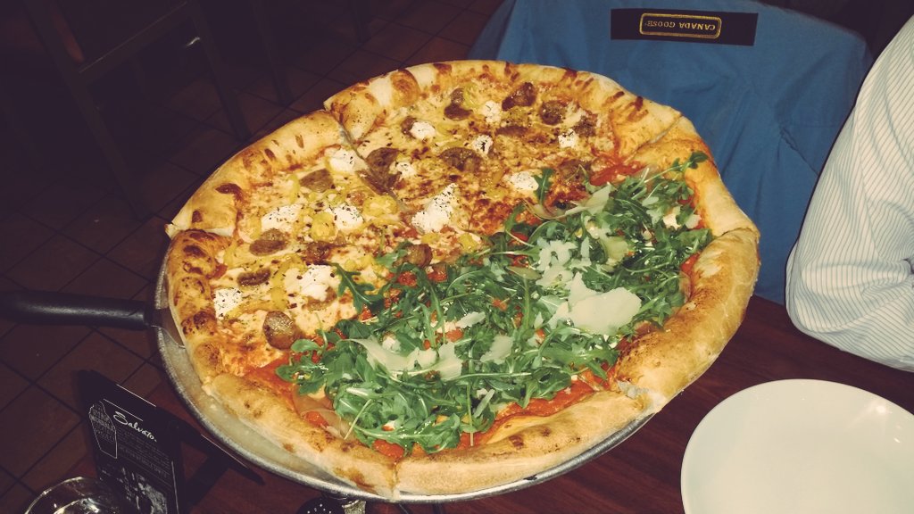 Went halfsies on the sausage/ricotta &amp; prosciutto <a href="/Salvatores_/">Salvatore's</a> for #NationalPizzaDay. They don't want us to eat... 🔑