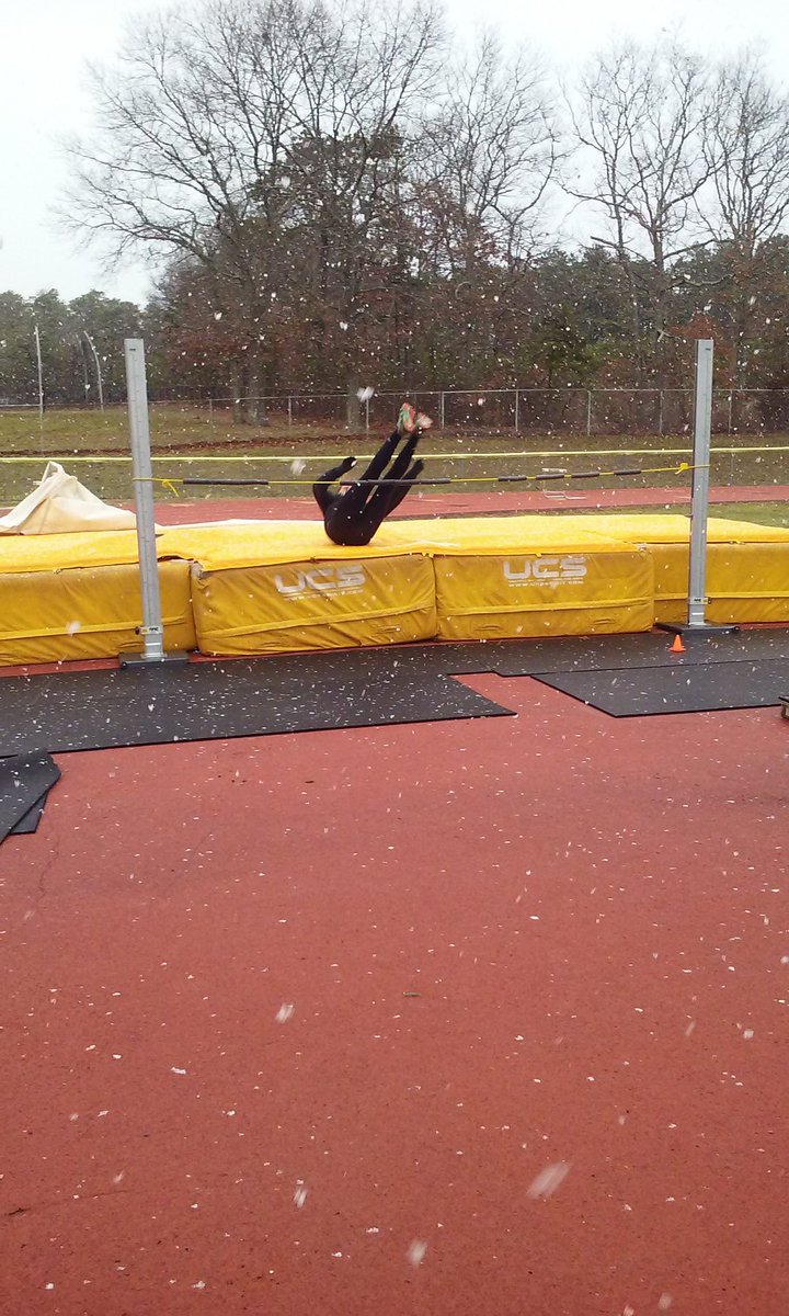 Jump_Nation's tweet photo. What did you do at practice today? #HighJump #SnowJump https://t.co/tjf9fC9rOX